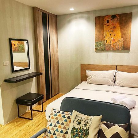 Grand Blue Condominium By Mary Mae Phim Bagian luar foto
