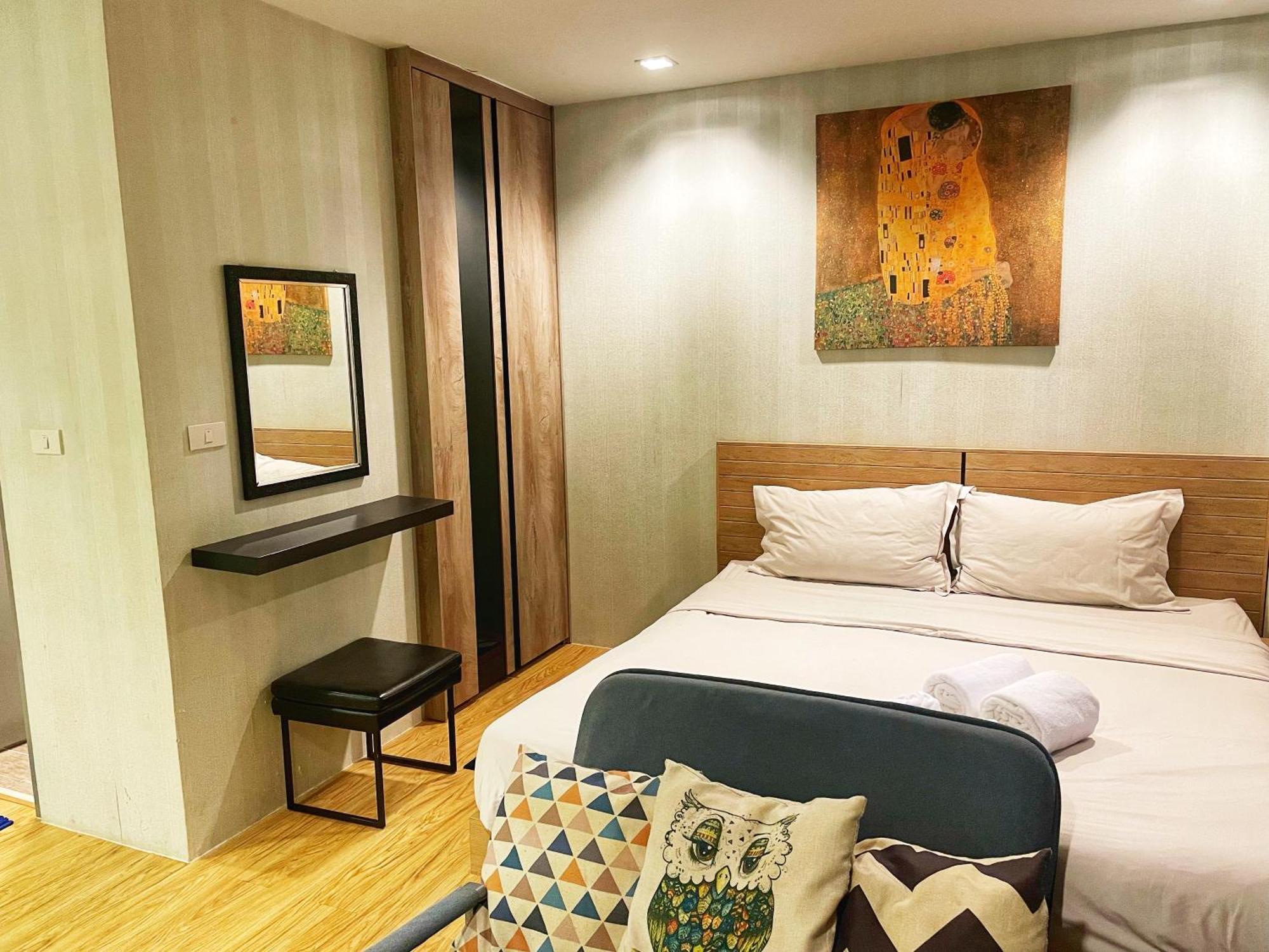 Grand Blue Condominium By Mary Mae Phim Bagian luar foto