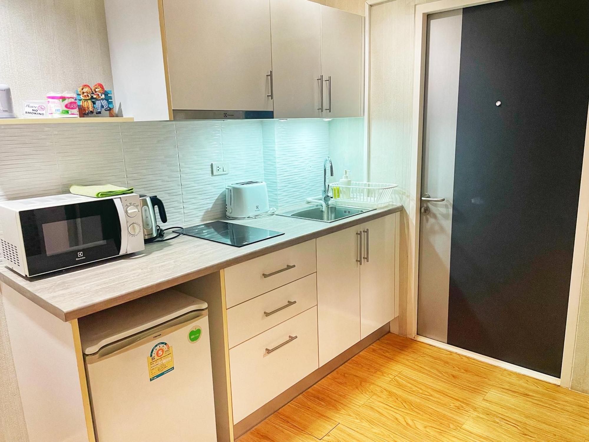 Grand Blue Condominium By Mary Mae Phim Bagian luar foto