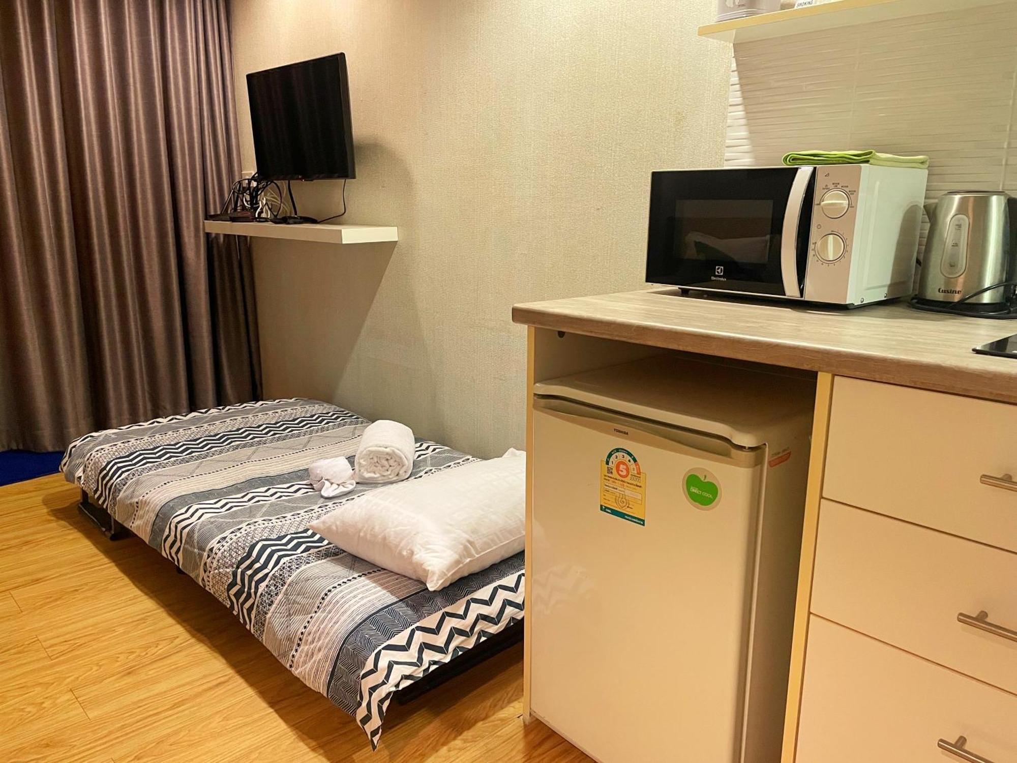 Grand Blue Condominium By Mary Mae Phim Bagian luar foto