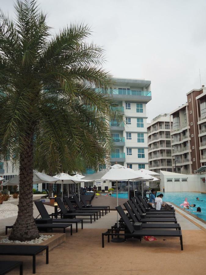 Grand Blue Condominium By Mary Mae Phim Bagian luar foto